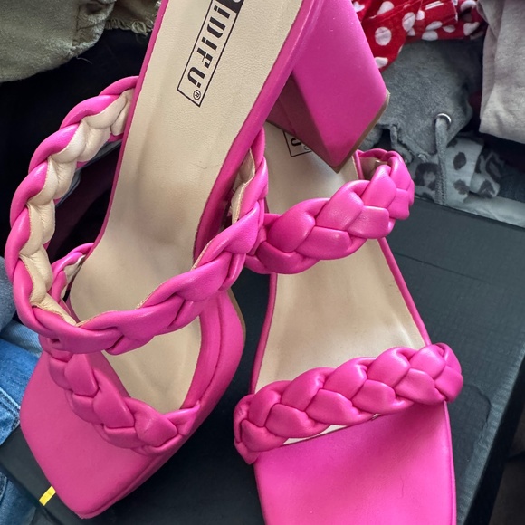 Didifu Hot Pink Braided Sandal - Picture 1 of 3